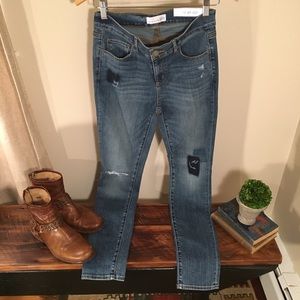 Ann Taylor LOFT distressed Jean